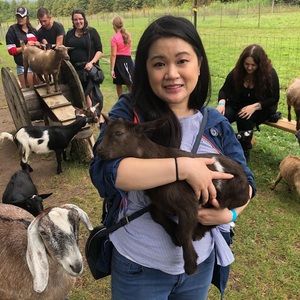 Meet your Posher, Esther